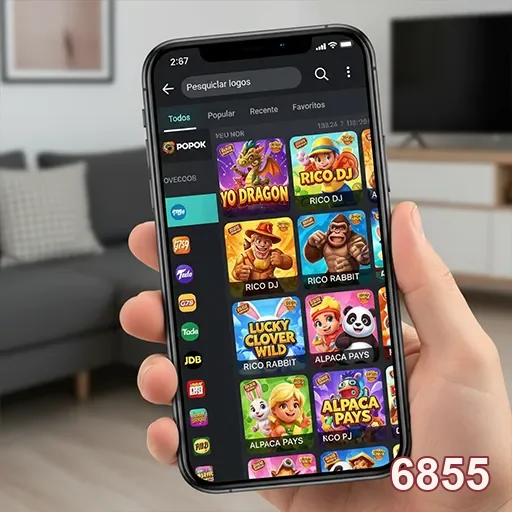Jogador usando smartphone para acessar jogos no 6855.
